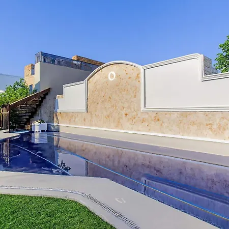 Ideal For Family Trip To Mexico Caribbean Pool